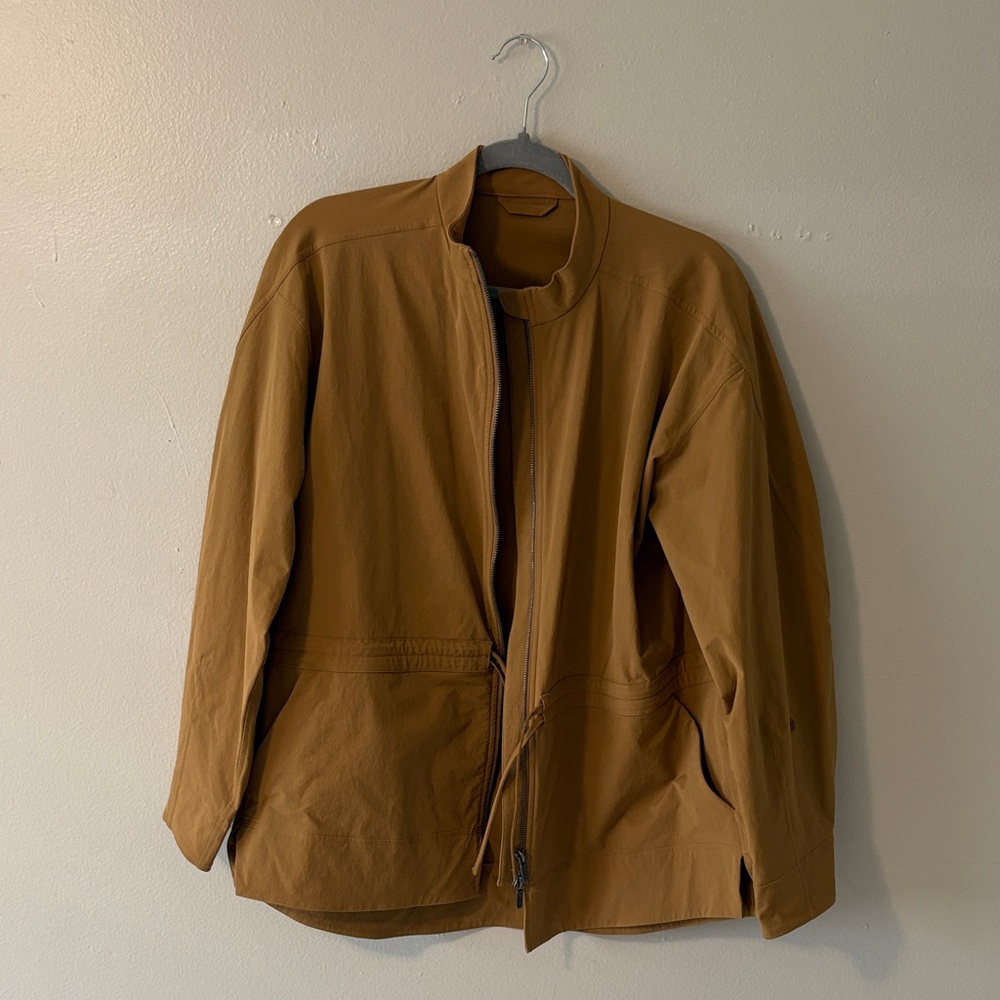 lululemon athletica Men's Brown Lightweight Jacket
